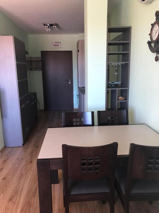 Tatiana Pines Apartman Obzor Kültér fotó